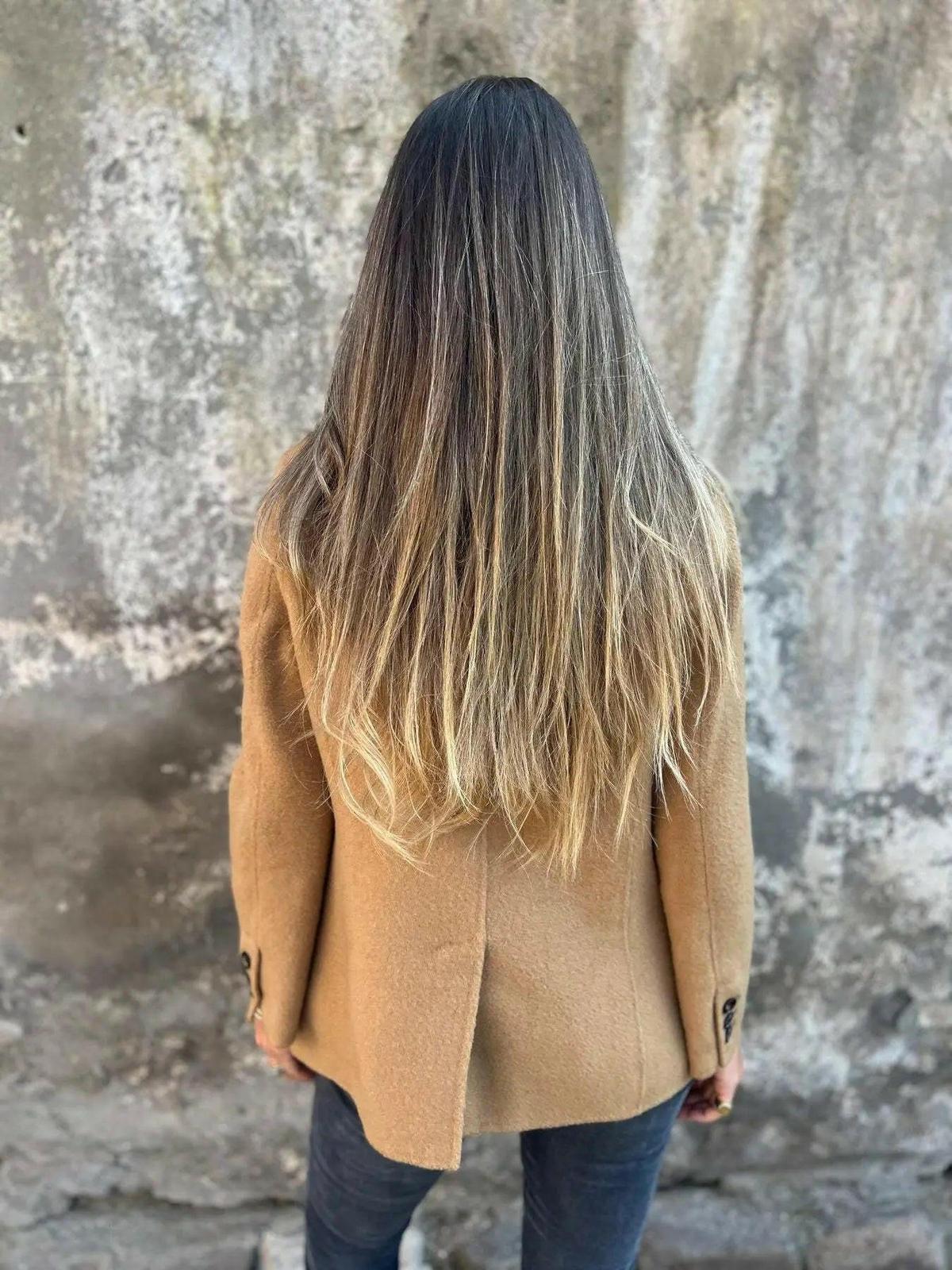 Black Blazer for Women – Elegant Casual Design with Flattering Fit for Work and Leisure 3