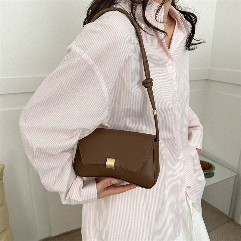 Clara | Black Shoulder Bag - ginlerie 7