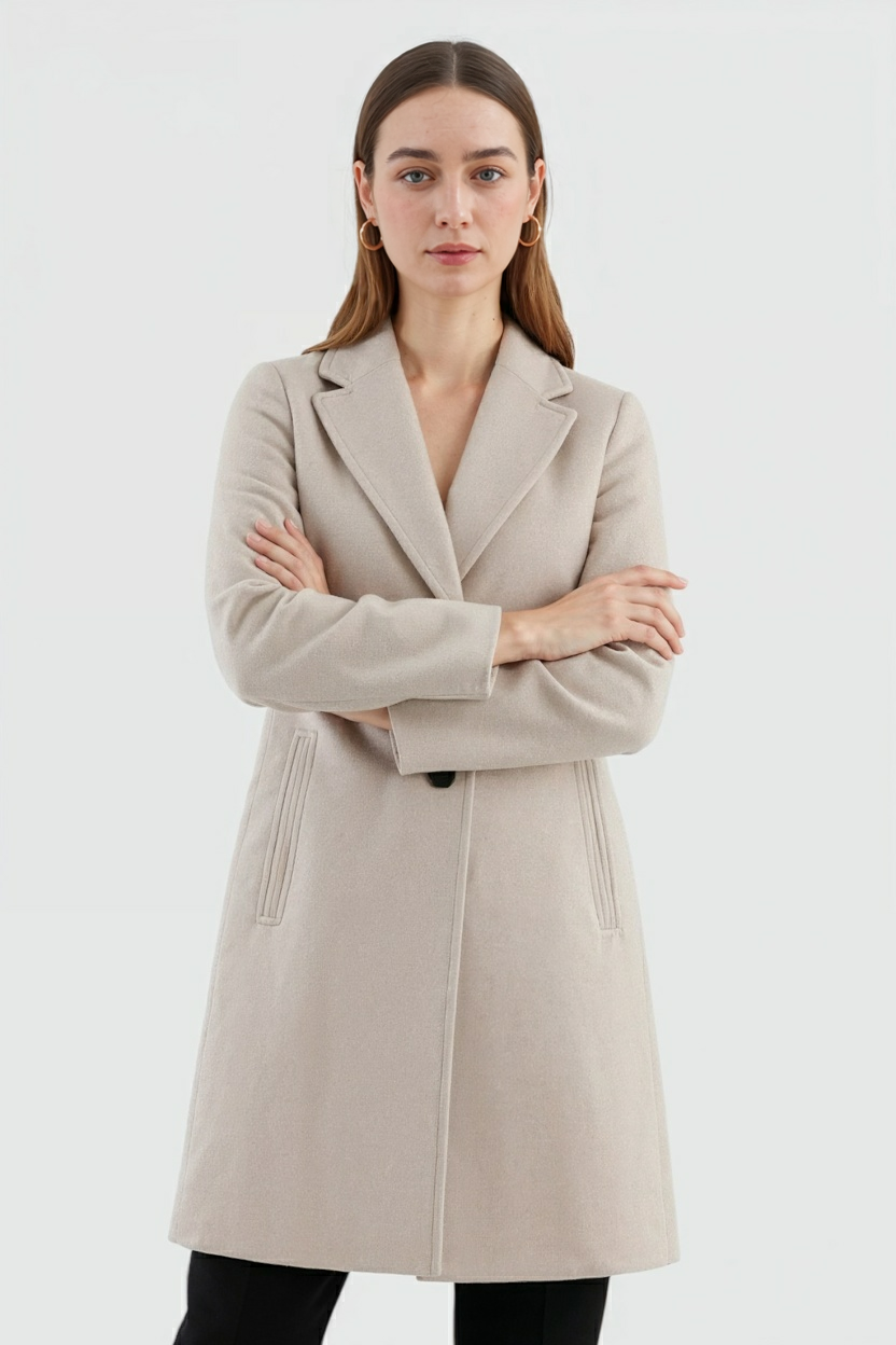 Clara | Classic Khaki Winter Coat - ginlerie 1