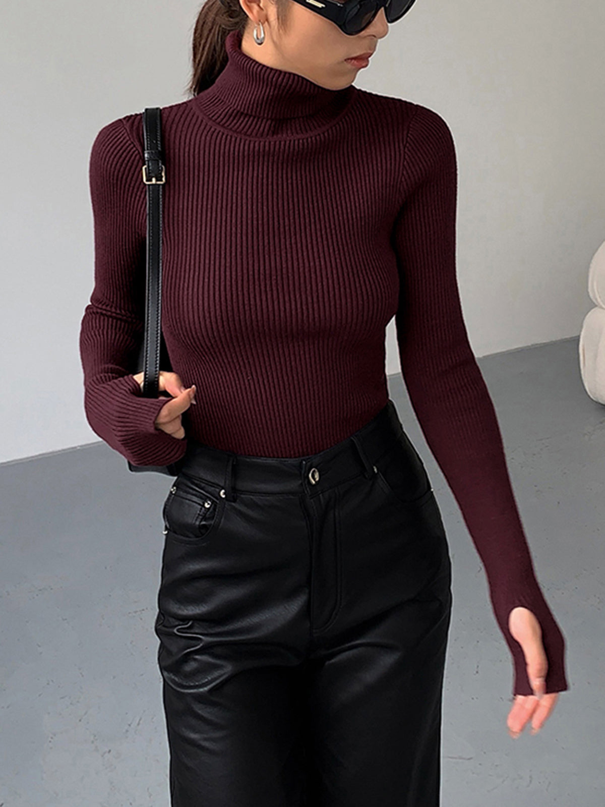 Clara | Minimalist Slim Turtleneck Top - ginlerie 4