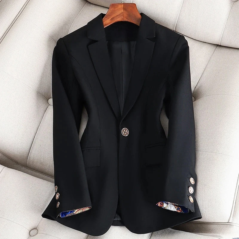 Clara | Refined Classic Blazer - ginlerie 4