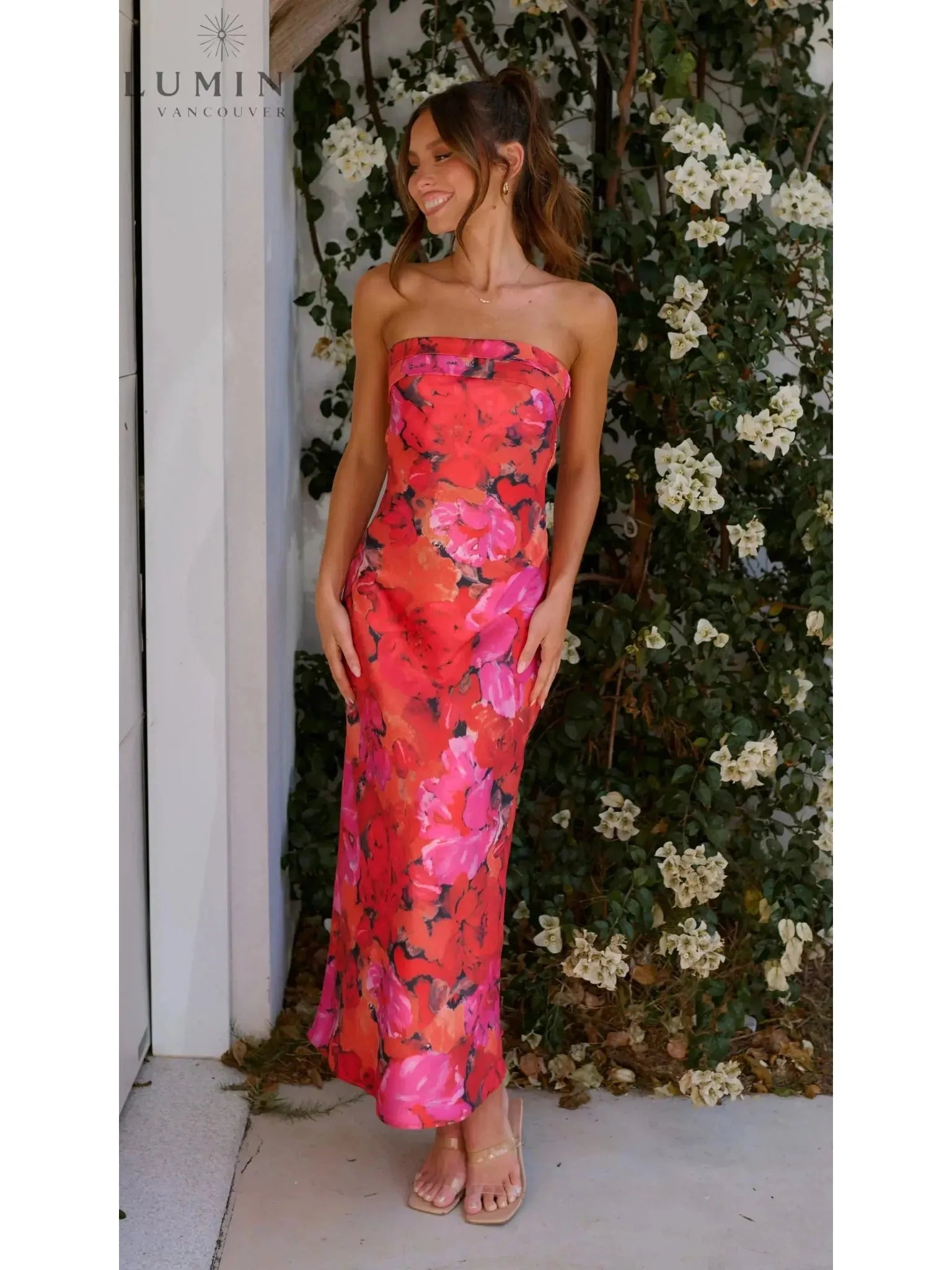 Jacyntha - Strapless Summer Chic Dress