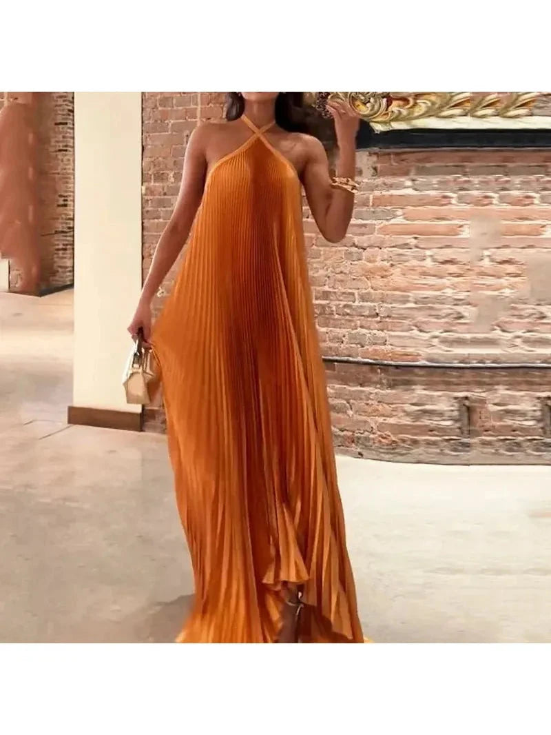 Kira | Pleated Halter Neck Dress - ginlerie 1