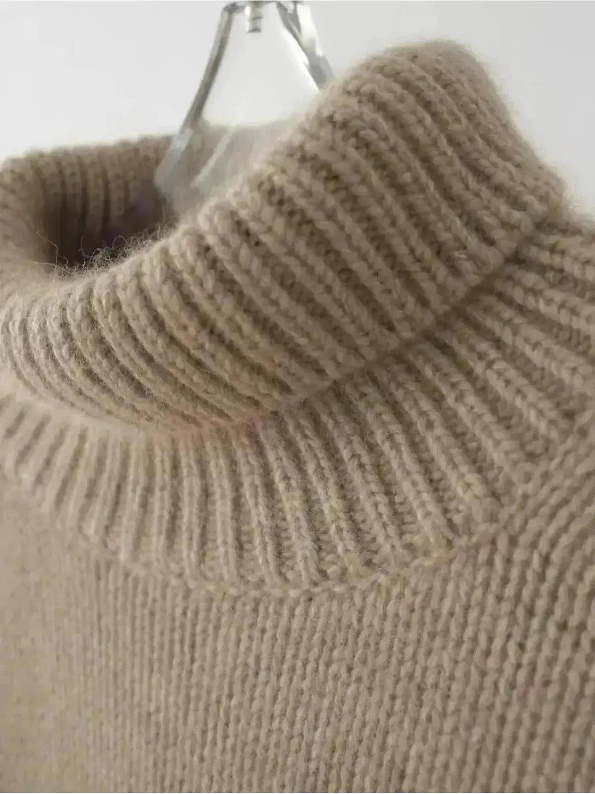 Lena | Turtleneck Sweater - ginlerie 4