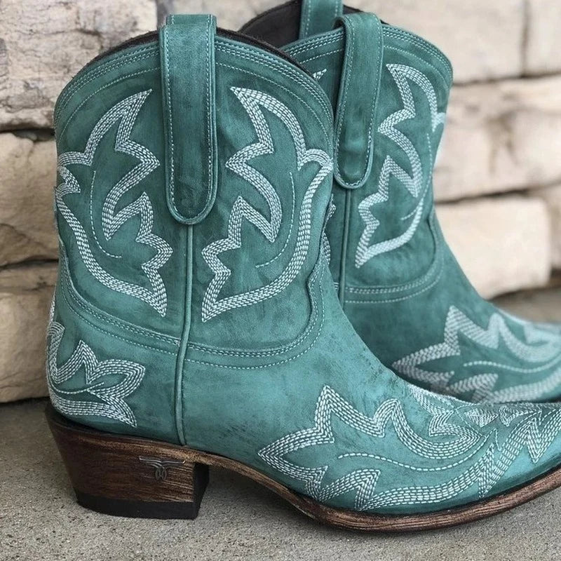 Luna | Embroidered Cowgirl Boots - ginlerie 2