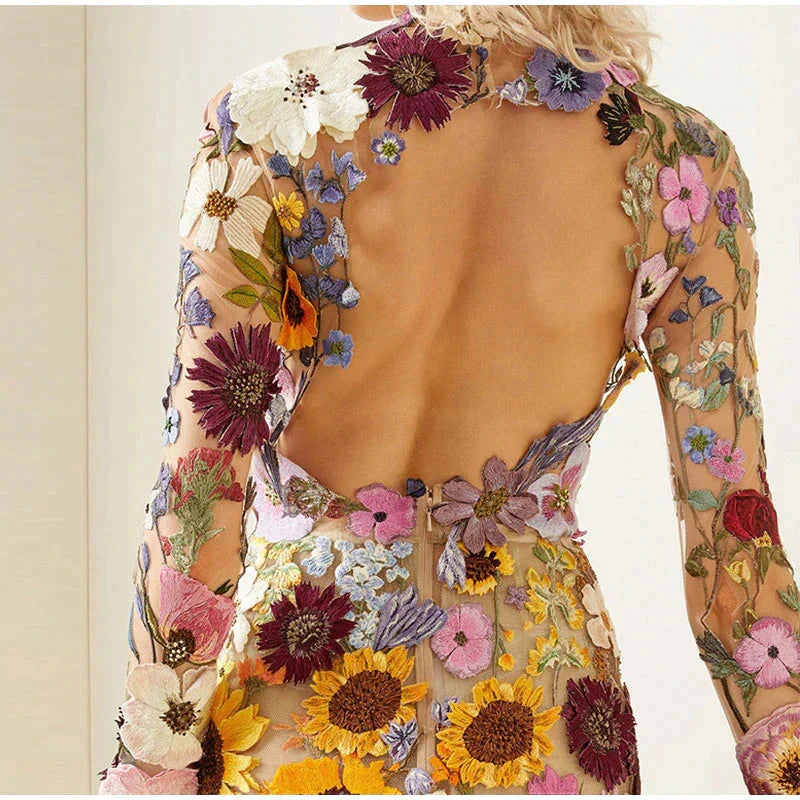 Luna | Floral Embroidered Mini Dress - ginlerie 2