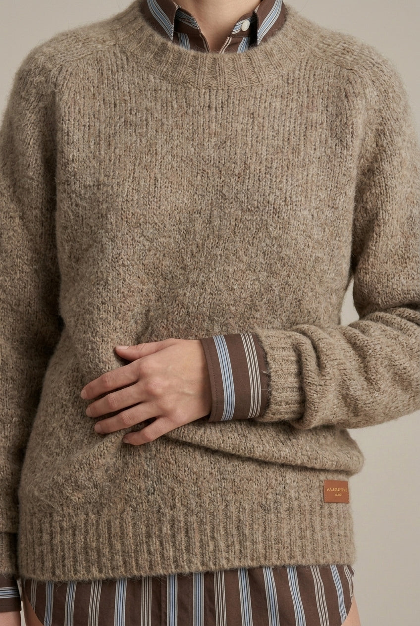 Luna | Ribbed V-Neck Sweater - ginlerie 1