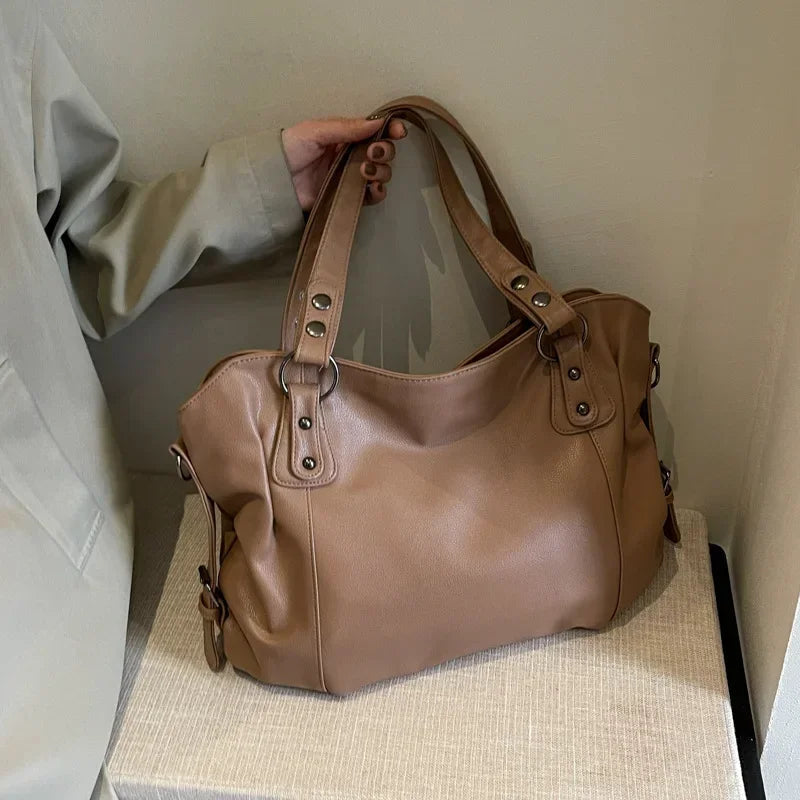 Luna | Spacious Handbag - ginlerie 10