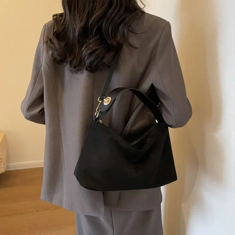 Marielle | Minimalist Shoulder Bag - ginlerie 4
