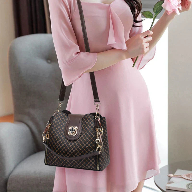 Marjorie | Quilted Charm Bag - ginlerie 6