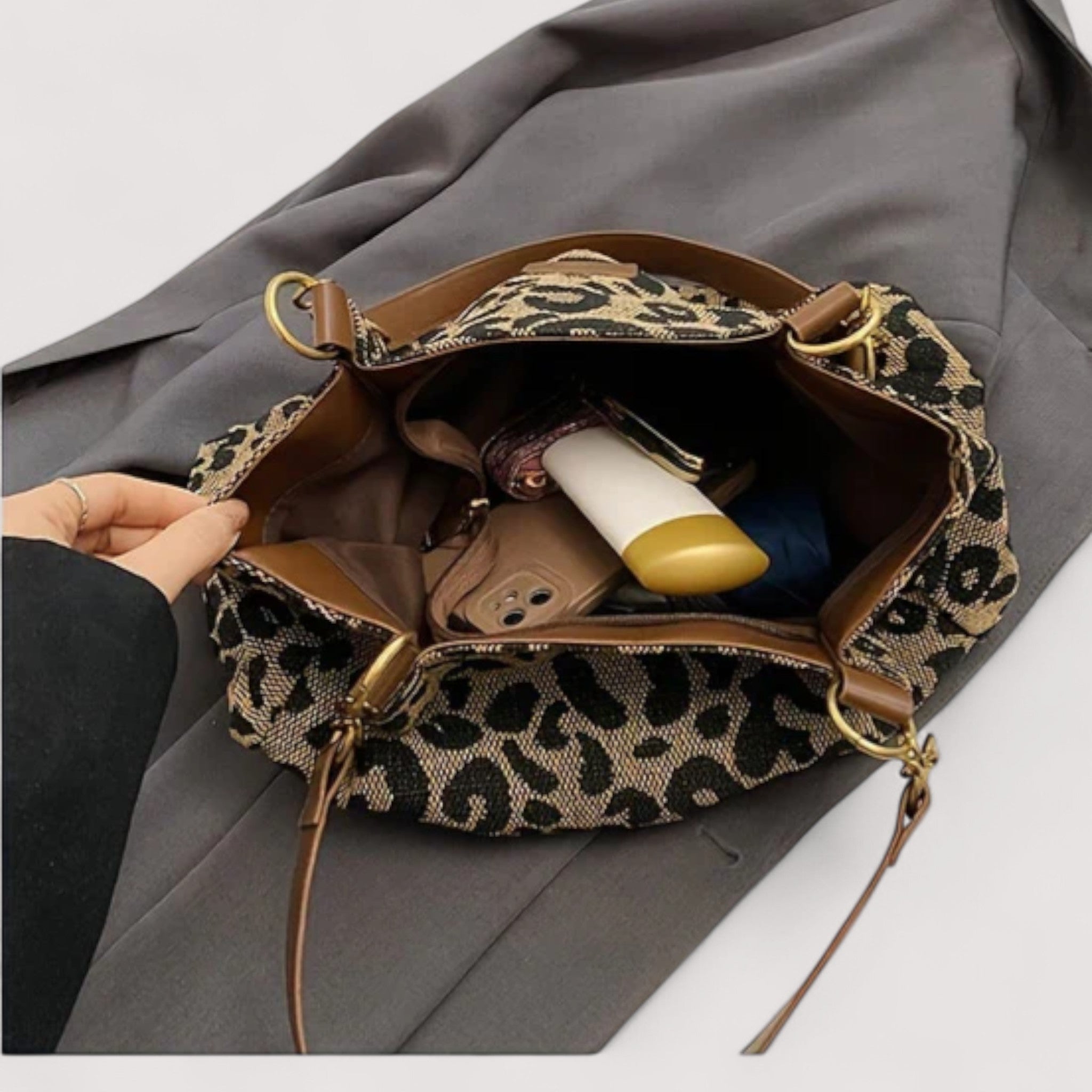 Maya | Bold Leopard Print Shopping Bag - ginlerie 3