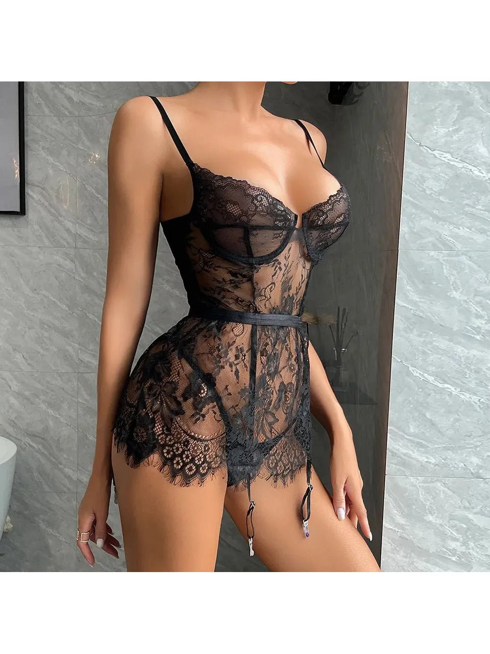 Eva's Nightdress - ginlerie