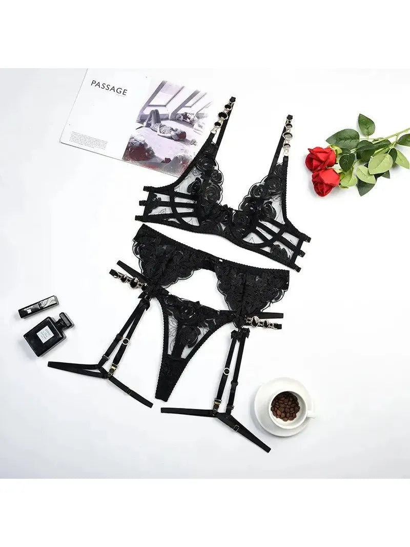 Fiona's Lingerie Set - ginlerie
