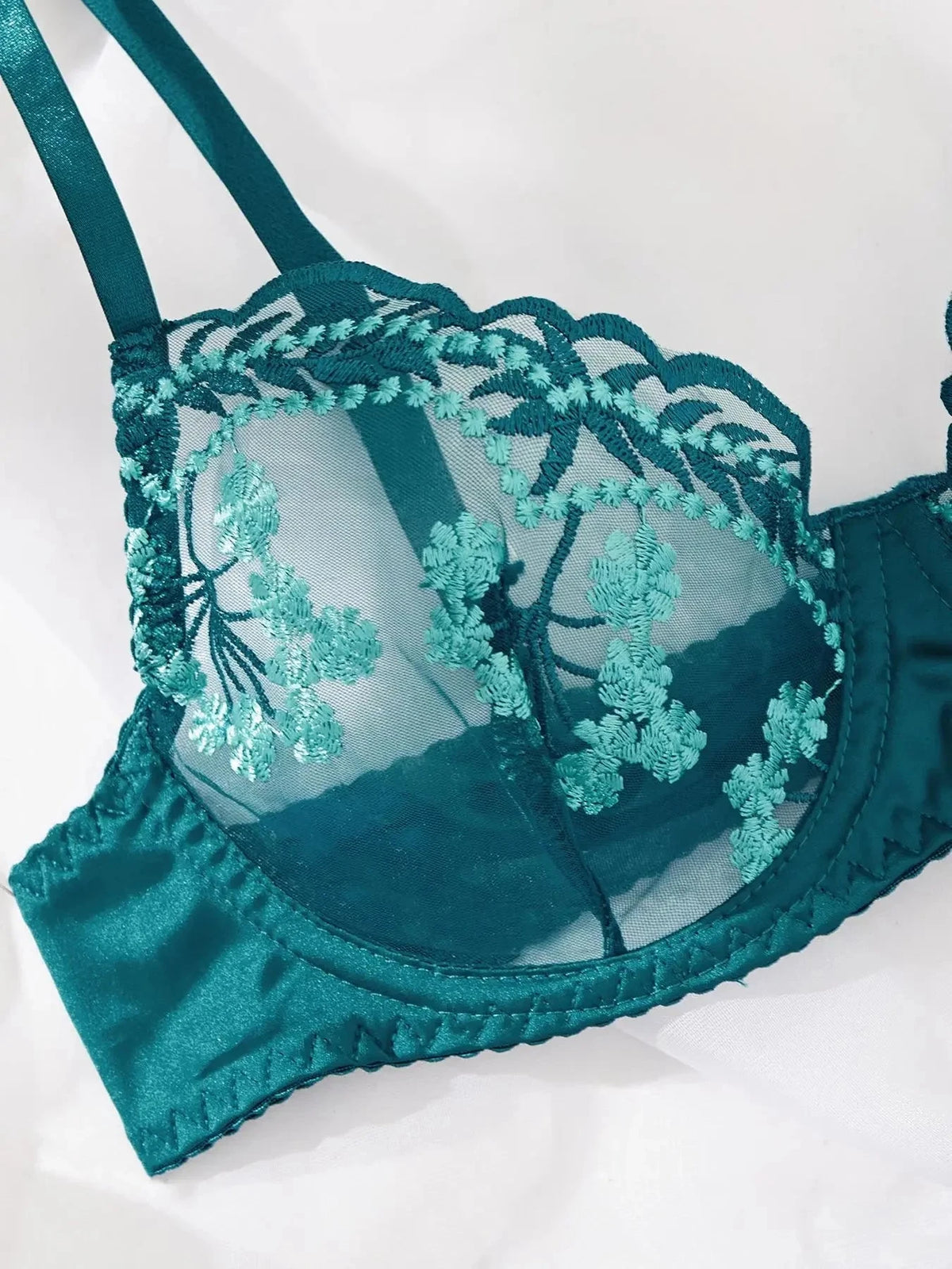 Isla's Lingerie Set - ginlerie