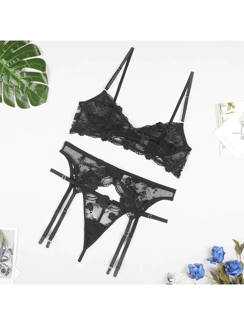 Sutton | 3 Piece Lingerie Set - ginlerie