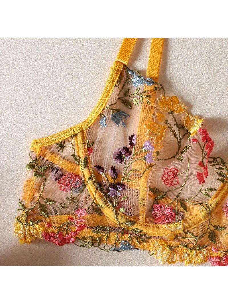 Daisy | 3-Piece French Lingerie Set - ginlerie