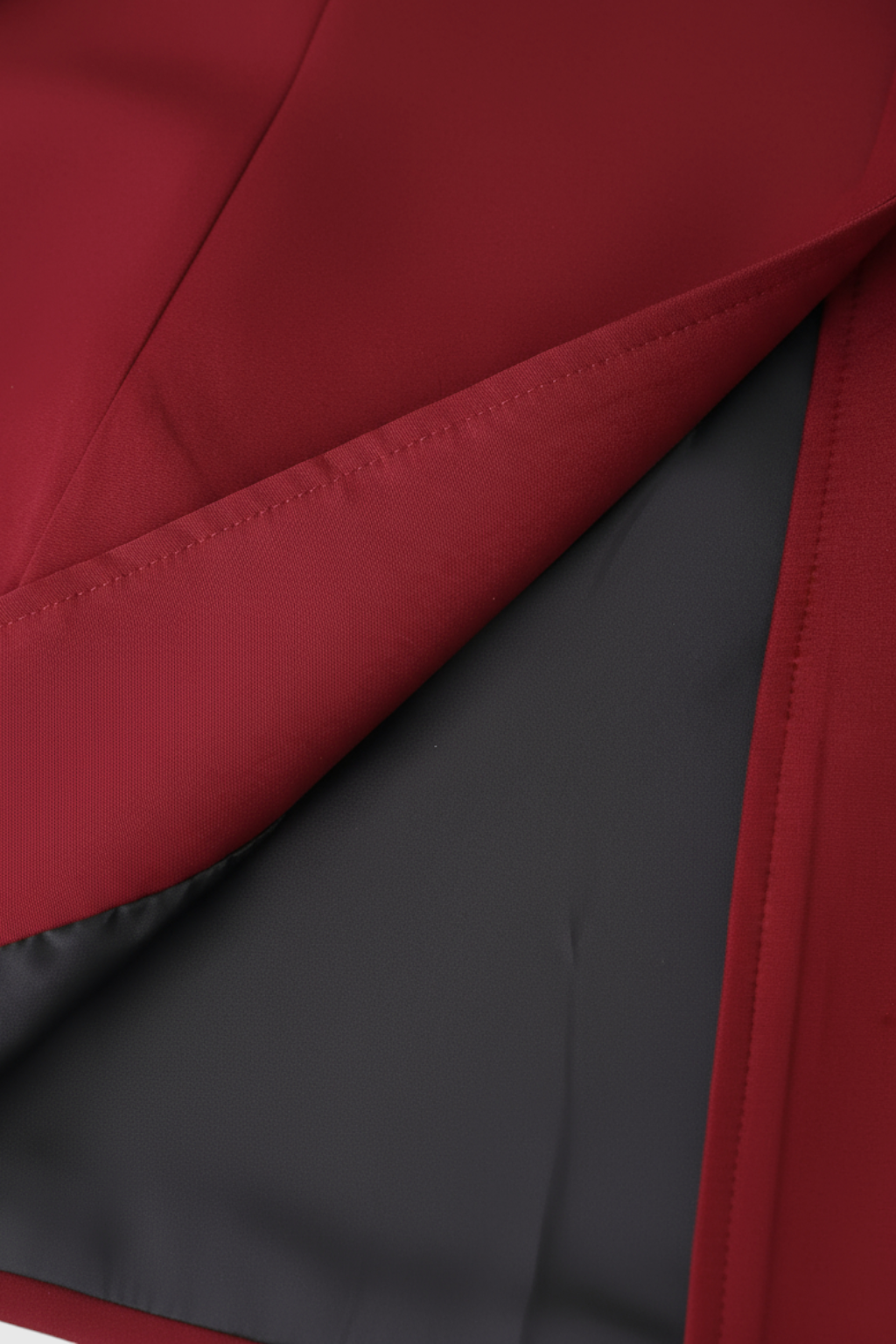 Clara | Elegant Red Coat - ginlerie 5