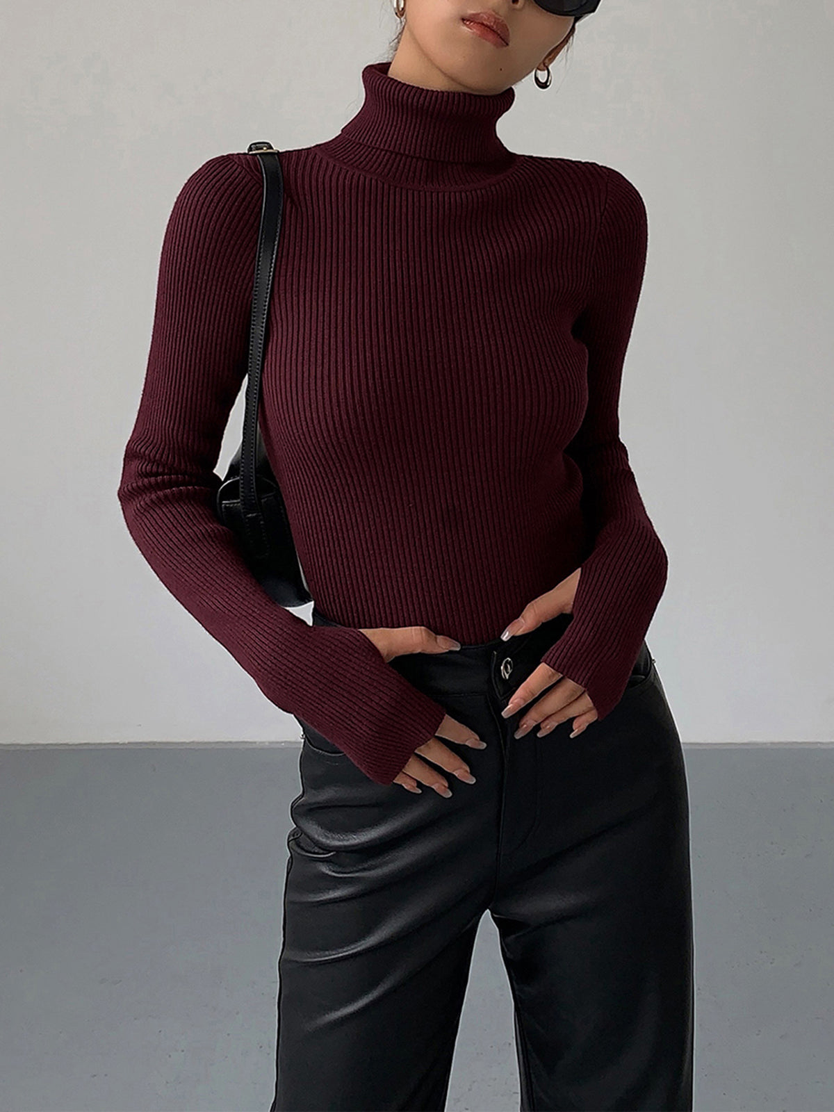 Clara | Minimalist Slim Turtleneck Top - ginlerie 3