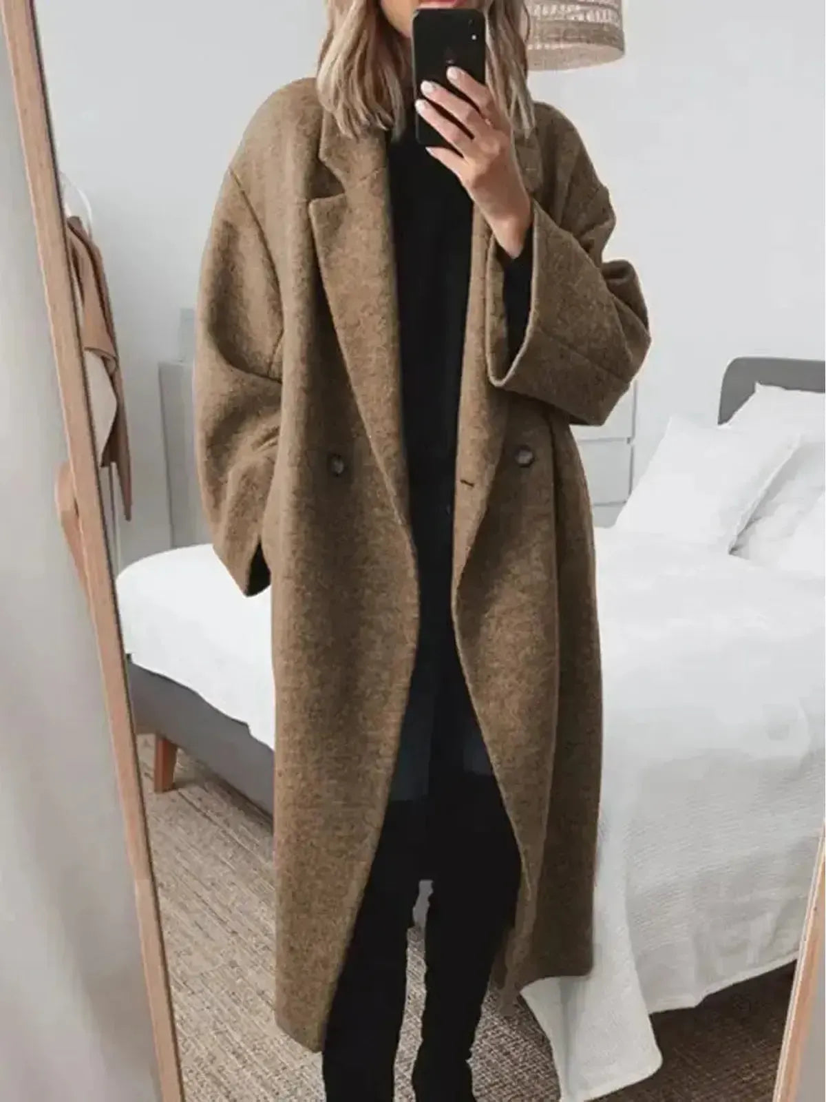 Classic Women's Long Winter Coat – Elegant and Comfortable Autumn Outerwear 3