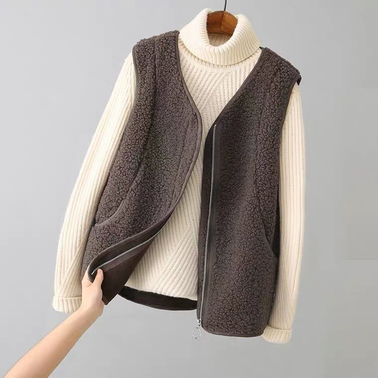 Elena | Textured Fleece Vest - ginlerie 2