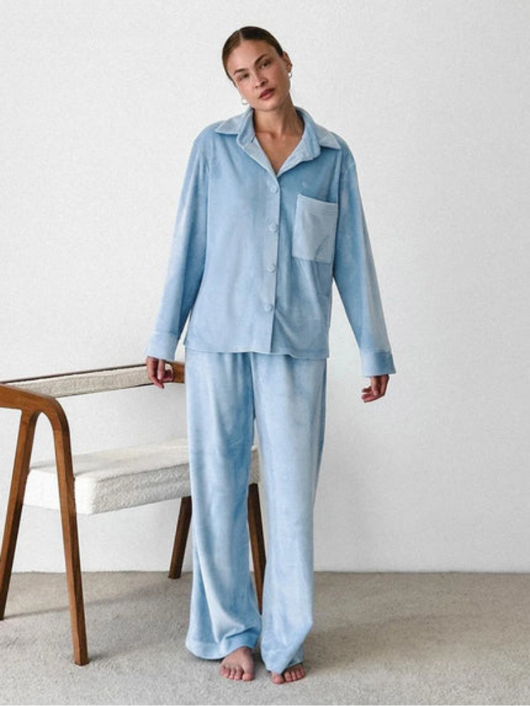 “Elena | Velour Two-Piece Pajama Set - ginlerie” 2