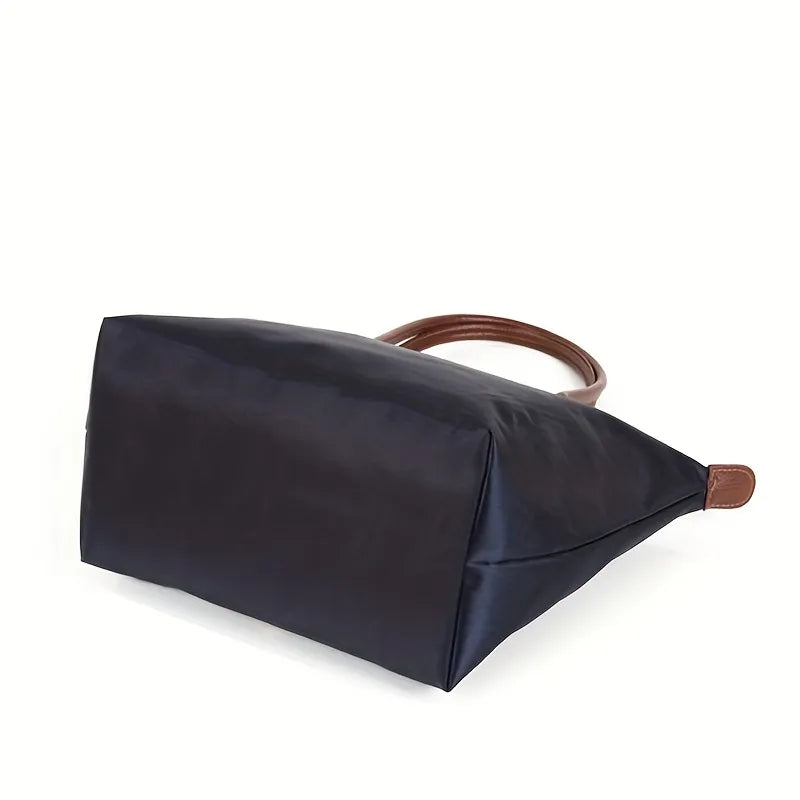 Isabella | Chic Black Handbag - ginlerie 2