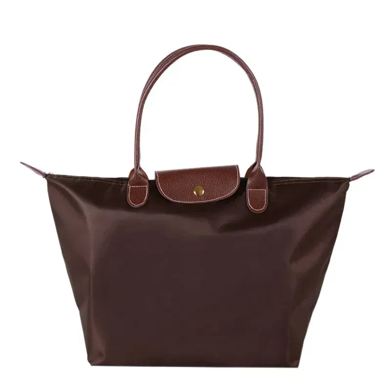 Isabella | Chic Black Handbag - ginlerie 4