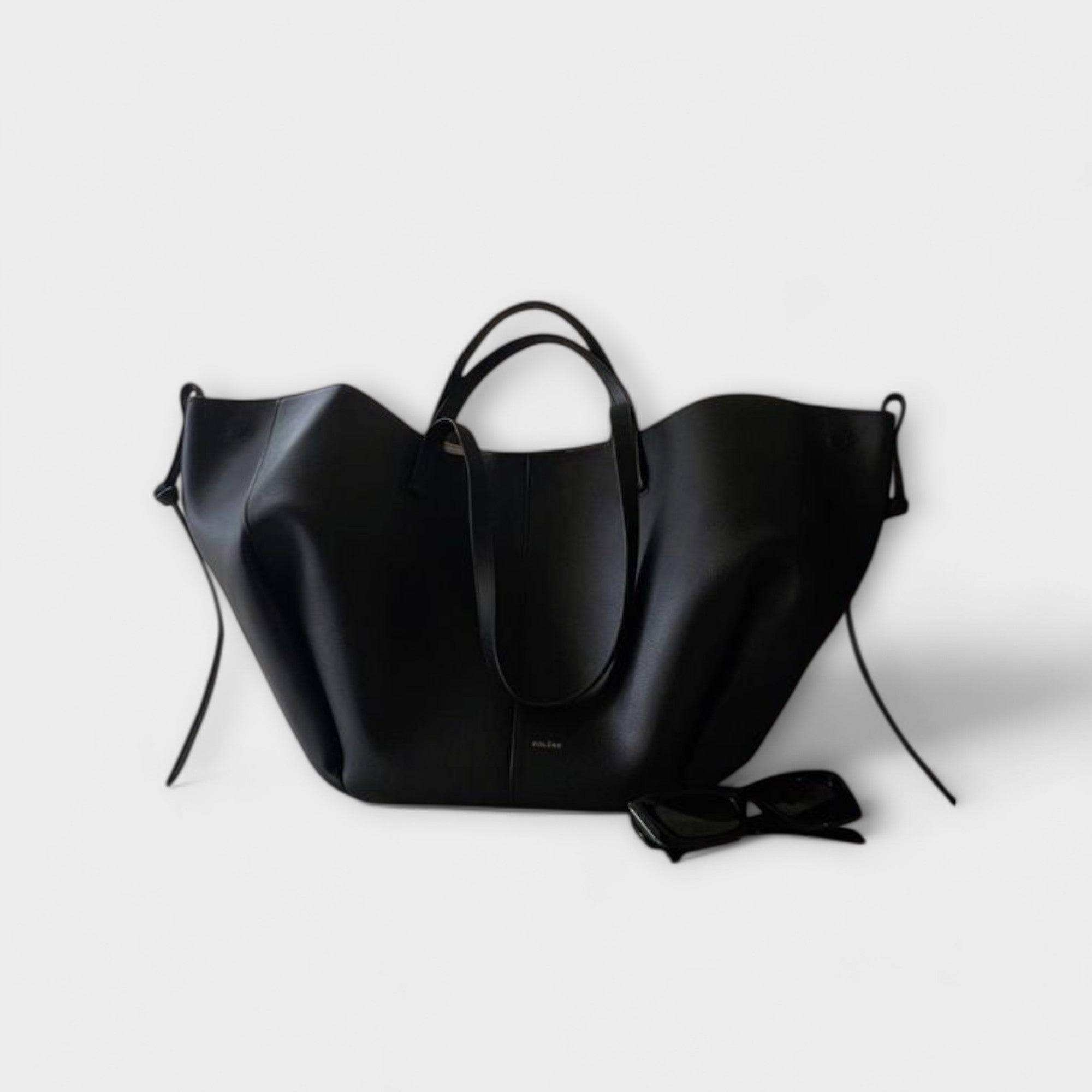 Isabella | Sculpted Minimalist Tote Bag - ginlerie 1