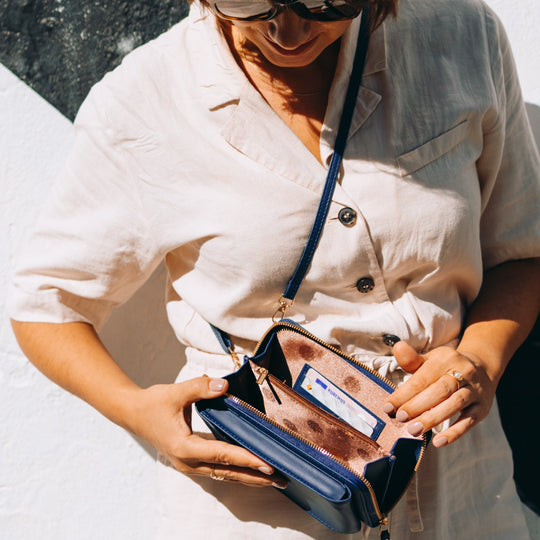 Isla | Elegant Black Leather Clutch Bag - ginlerie 1