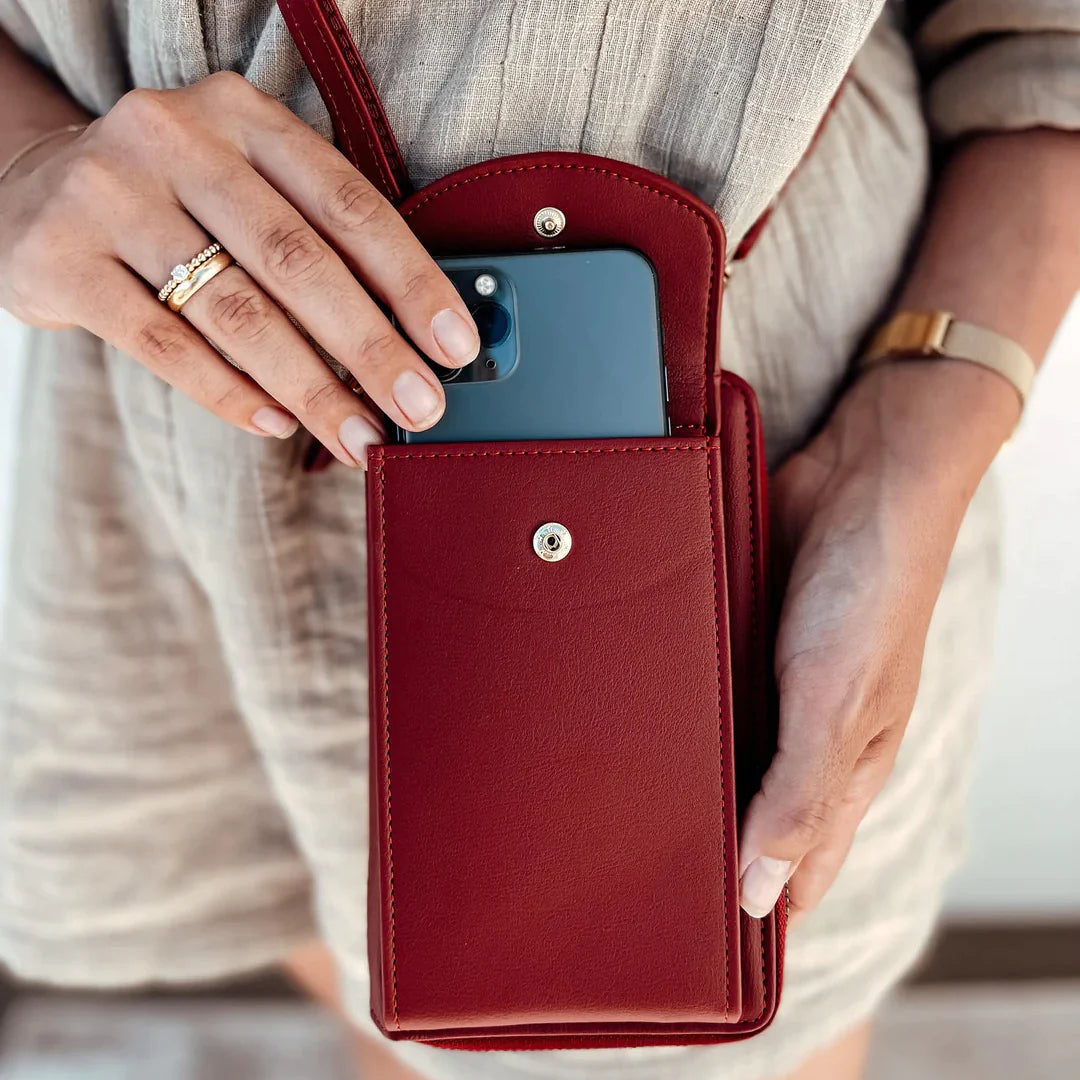 Isla | Elegant Black Leather Clutch Bag - ginlerie 2