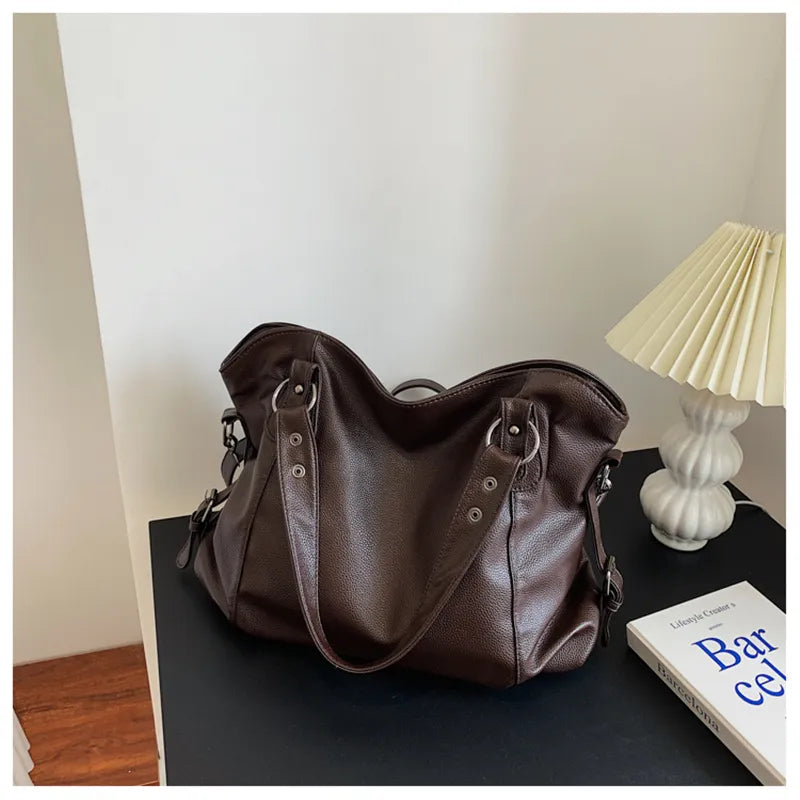 Isla | Elegant Black Tote Bag - ginlerie 5