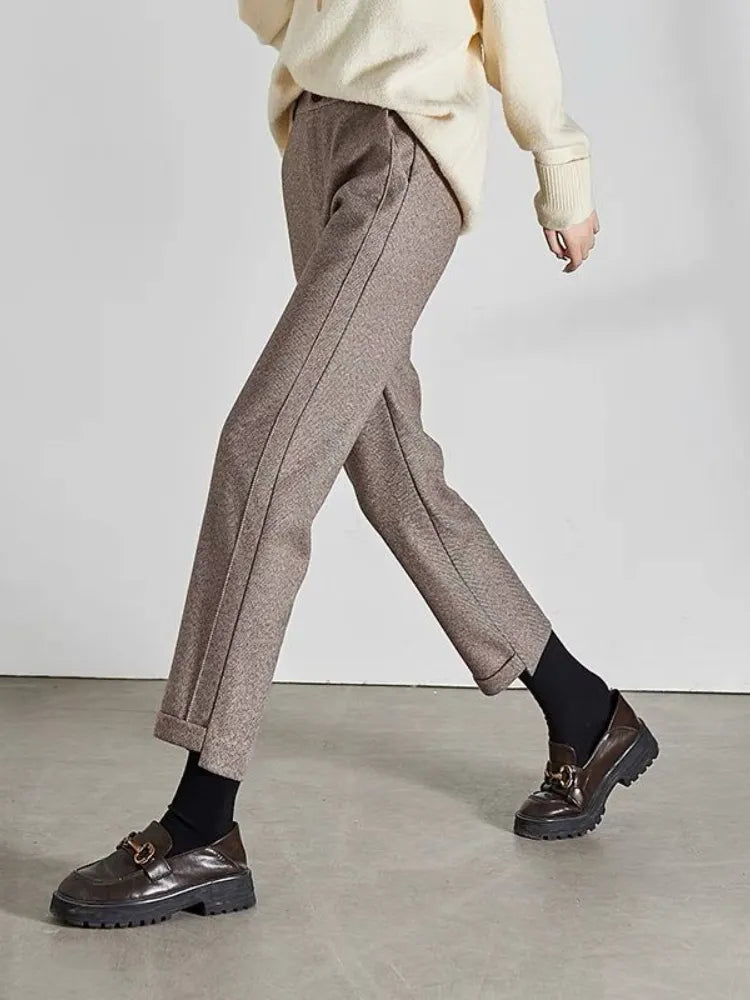 Isla | High-Waisted Black Pencil Trousers - ginlerie 2