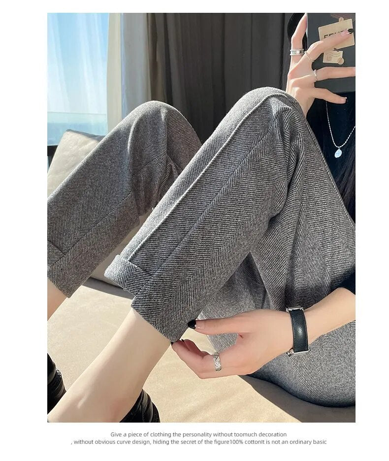 Isla | High-Waisted Black Pencil Trousers - ginlerie 8