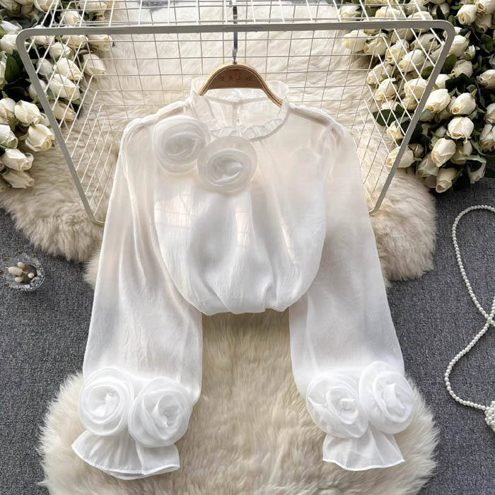 Isla | Sculptural Blouse with 3D Roses - ginlerie 1