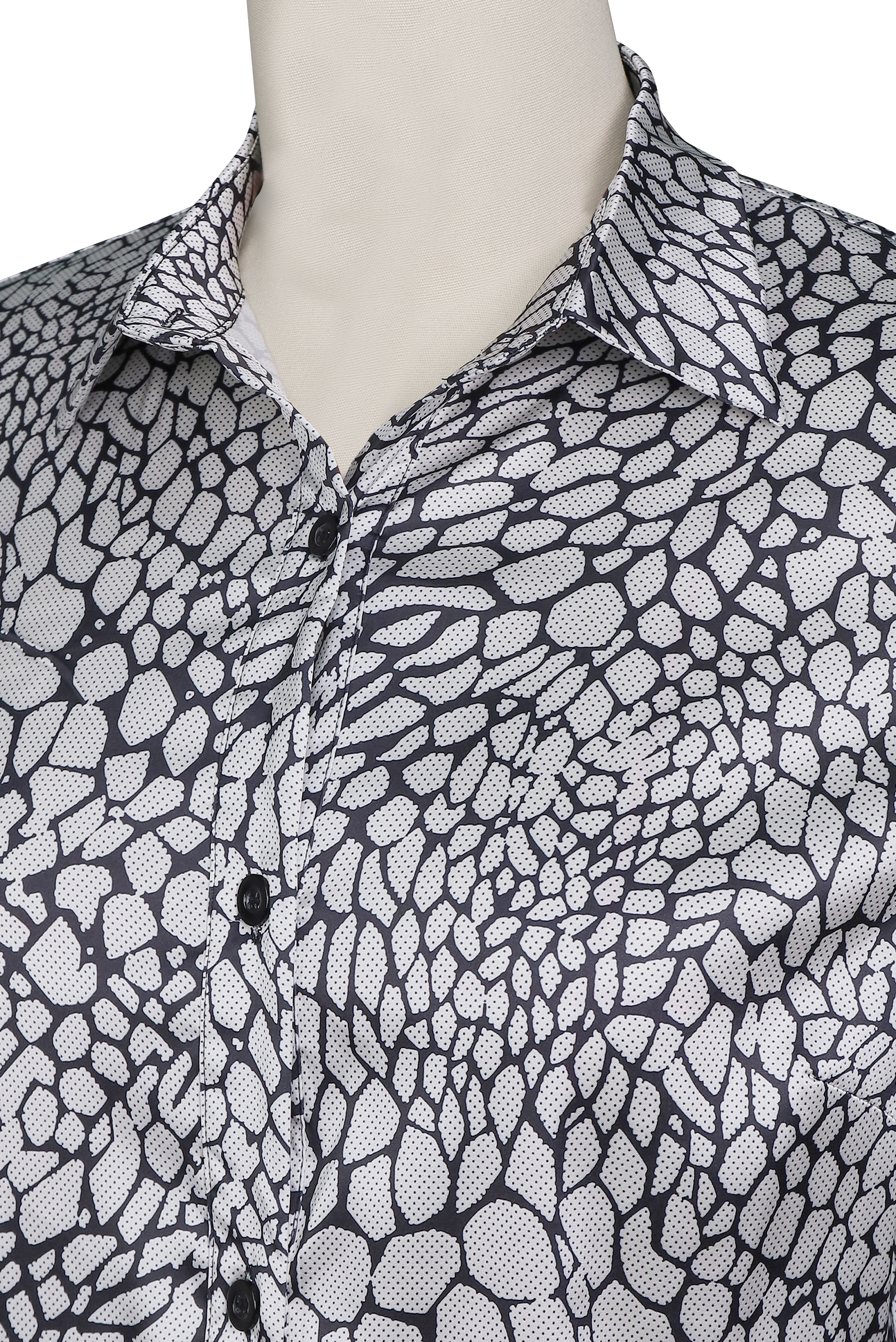 Luna Snake Printed Blouse with Classic Collar – Versatile Satin Top for Day-to-Night Wear 3
