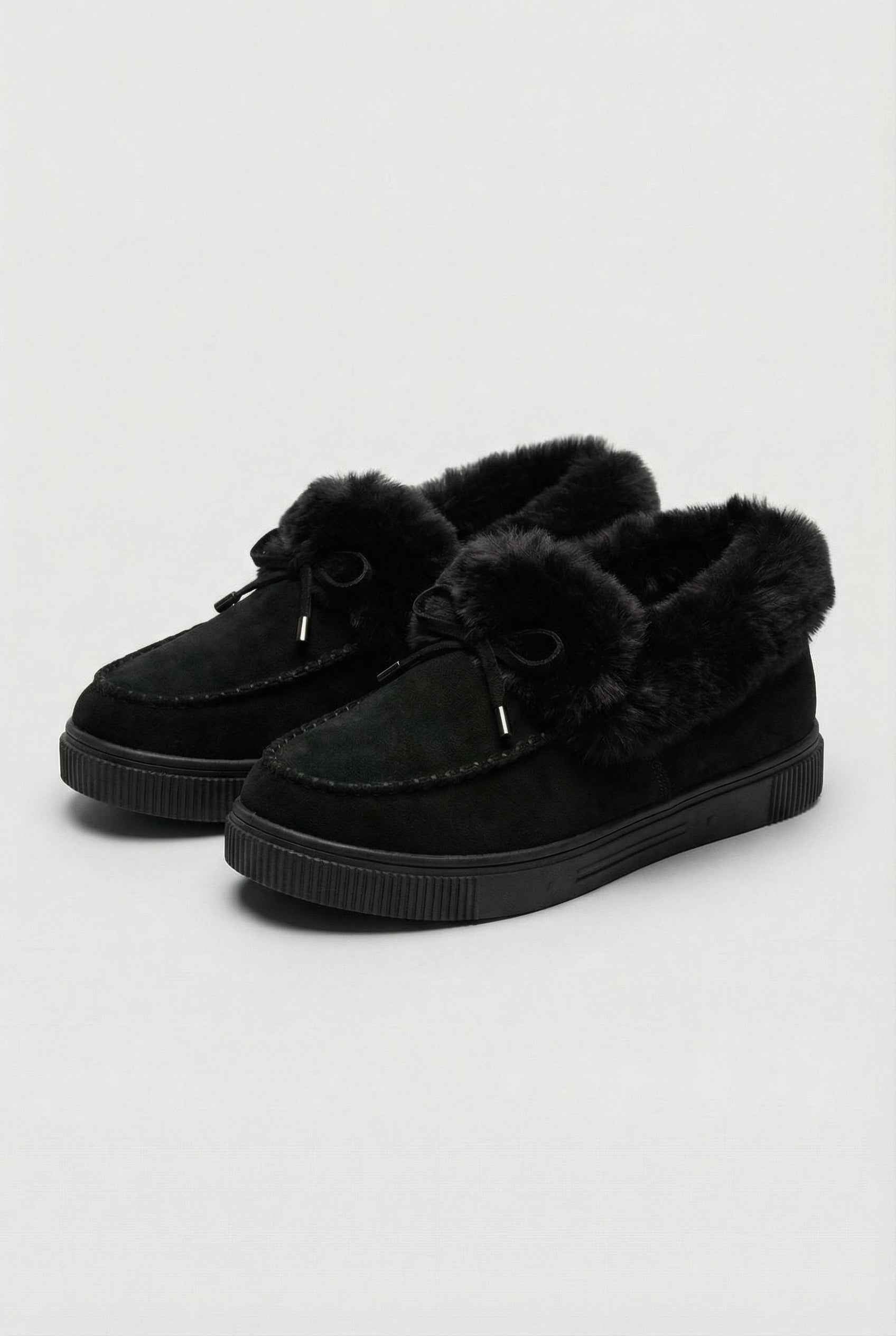 Luna | Black Boots - ginlerie 0