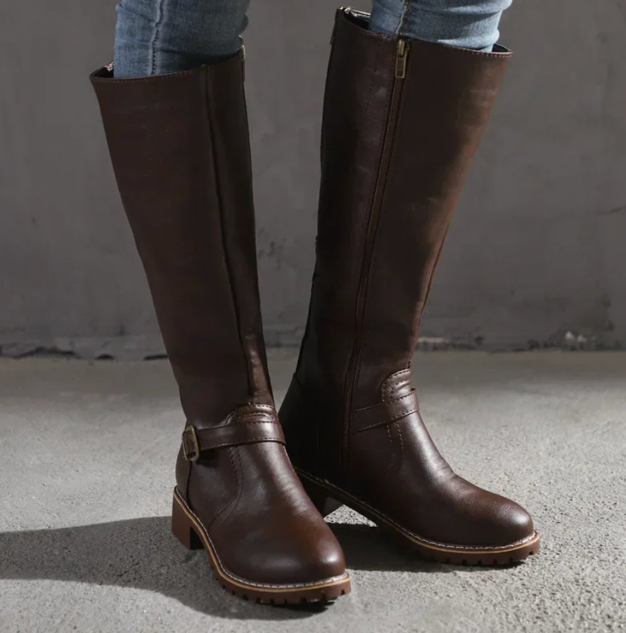 Luna | Black Knee High Boots with Buckle Strap - ginlerie 1