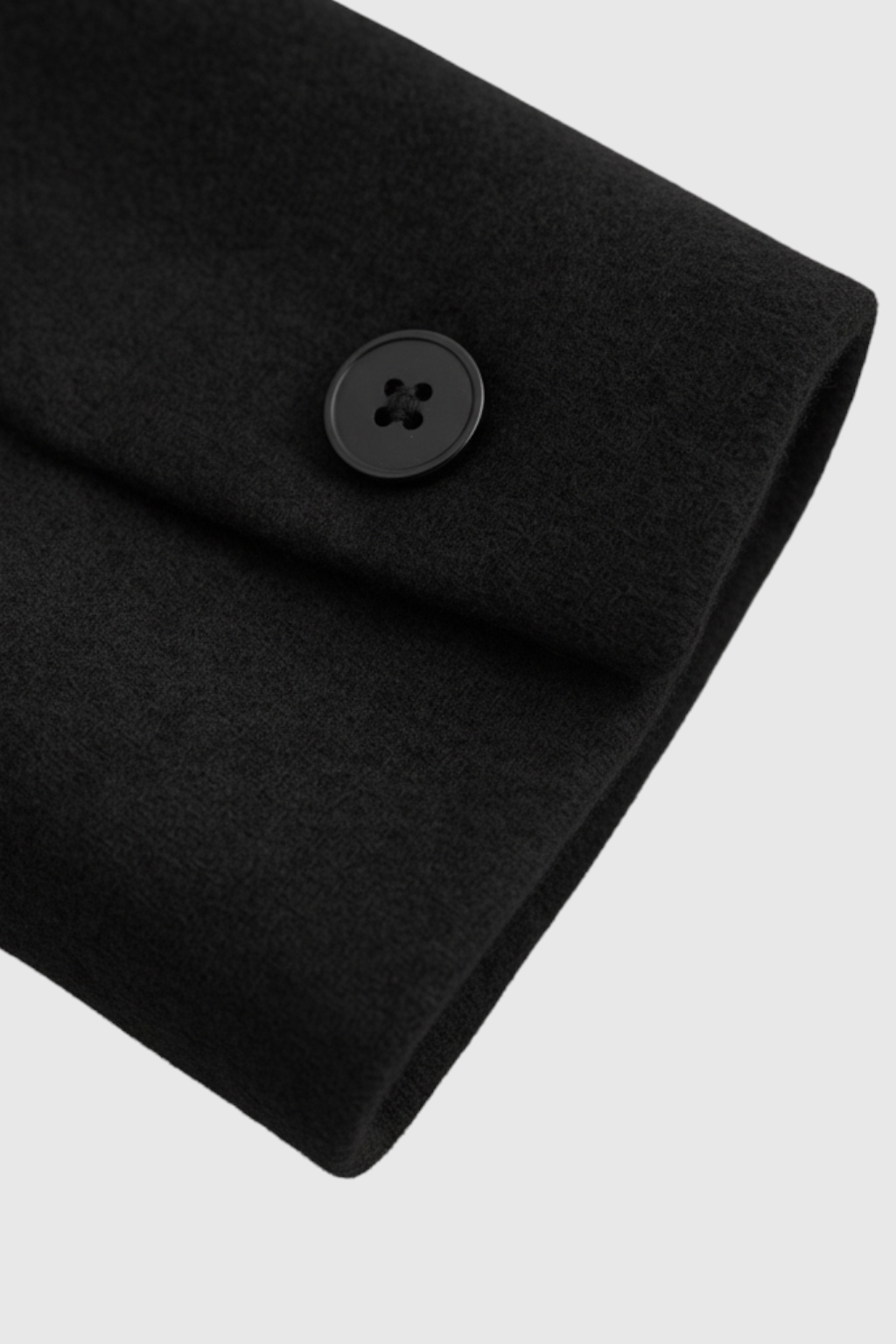 Luna | Elegant Black Coat - ginlerie 6