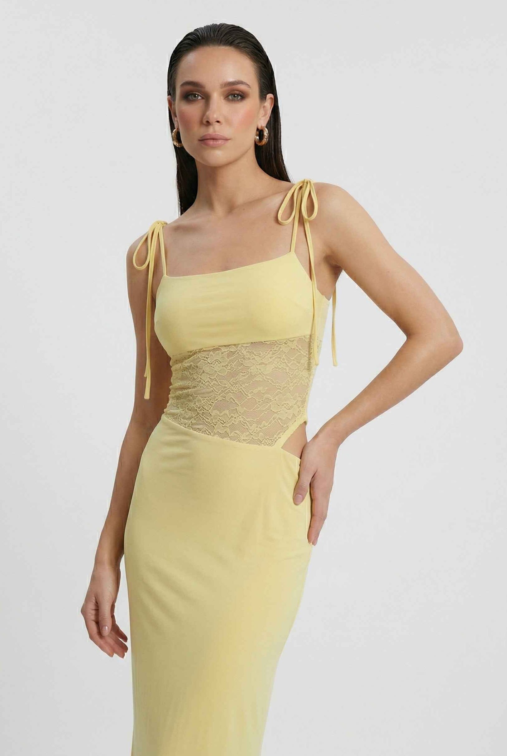 Luna | Lace Maxi Dress - ginlerie 1