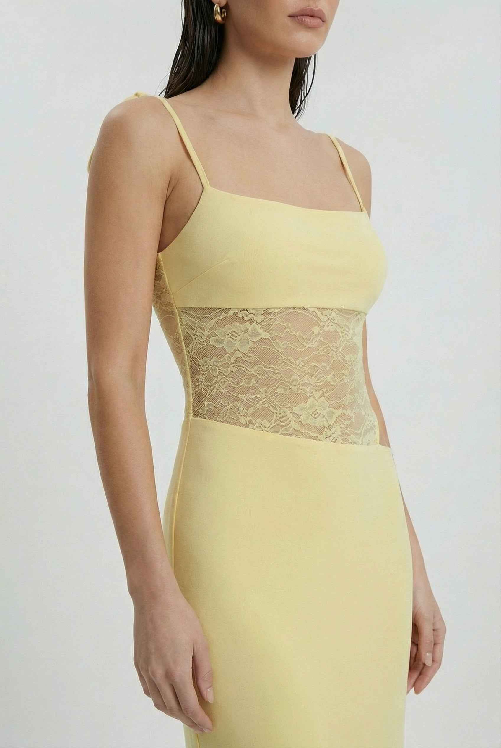 Luna | Lace Maxi Dress - ginlerie 4
