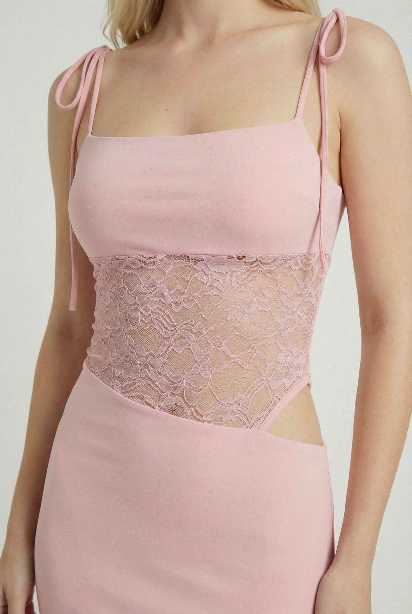 Luna | Lace Maxi Dress - ginlerie 5