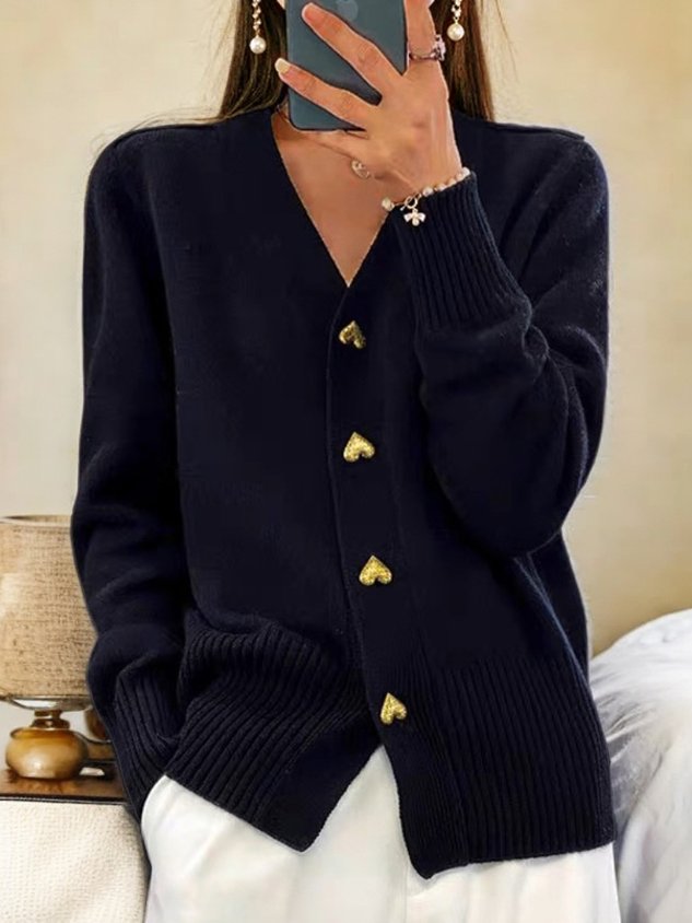 Luna | Long Cardigan Sweater with Heart Buttons - ginlerie 0