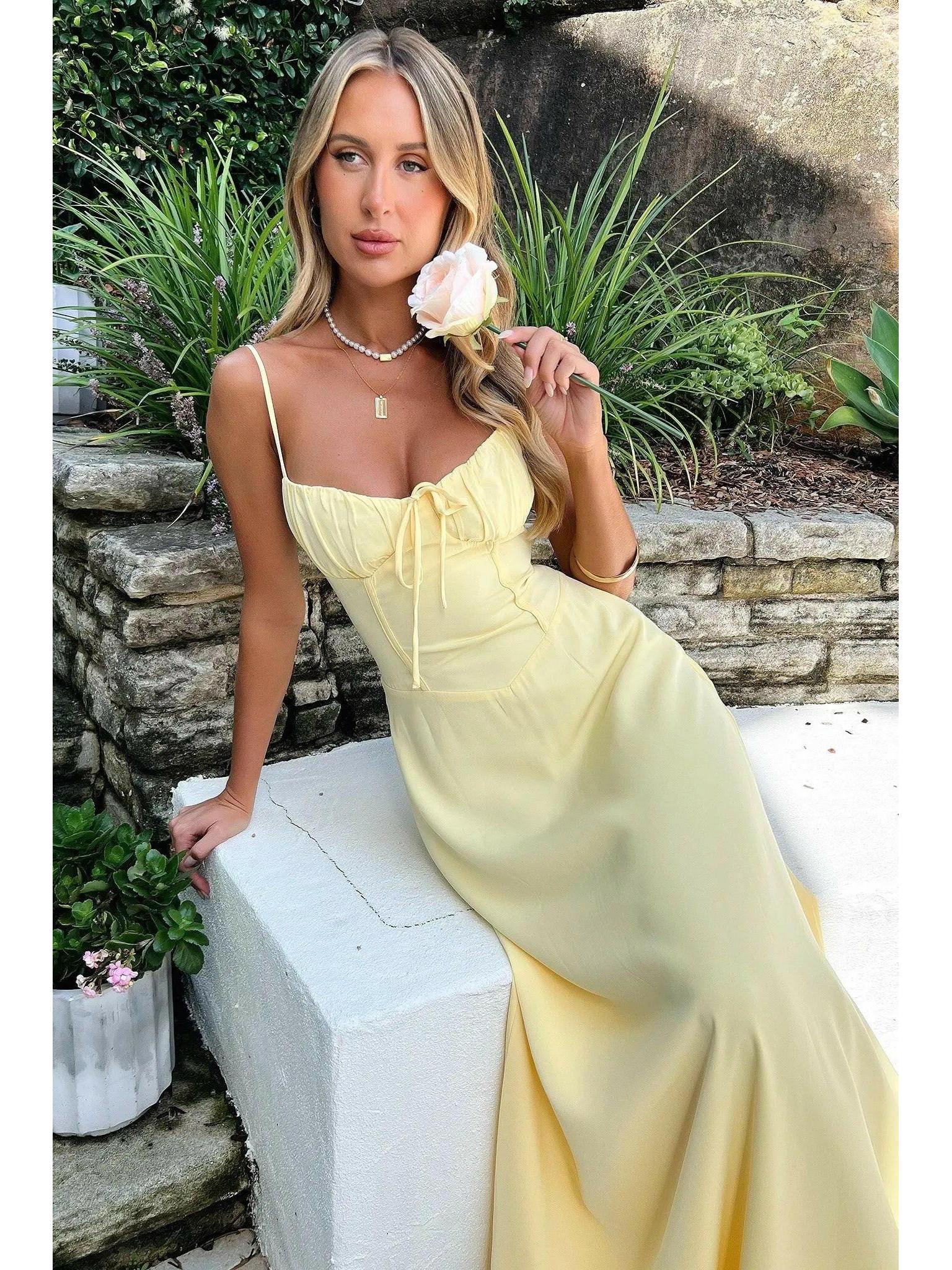 Maelys - Lace-Up Sleeveless Maxi Dress - ginlerie