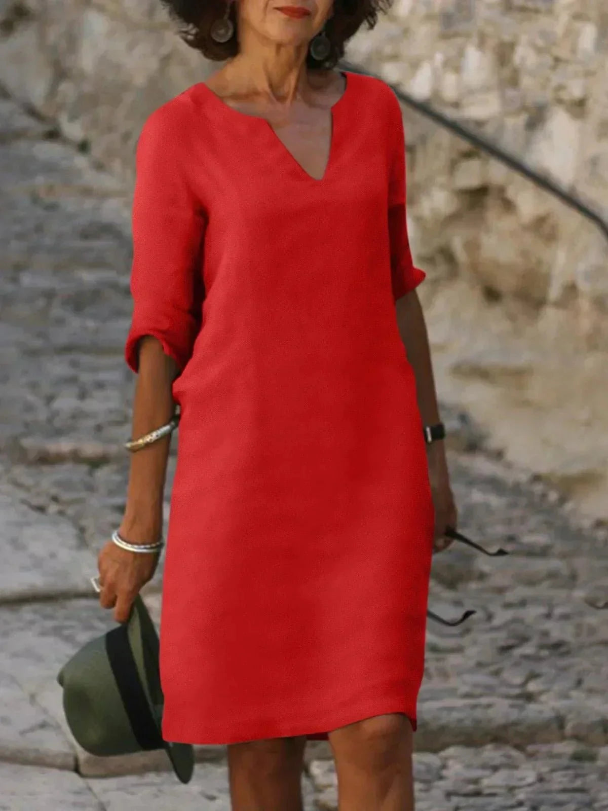 Maya | Relaxed V-Neck Black Dress - ginlerie 5
