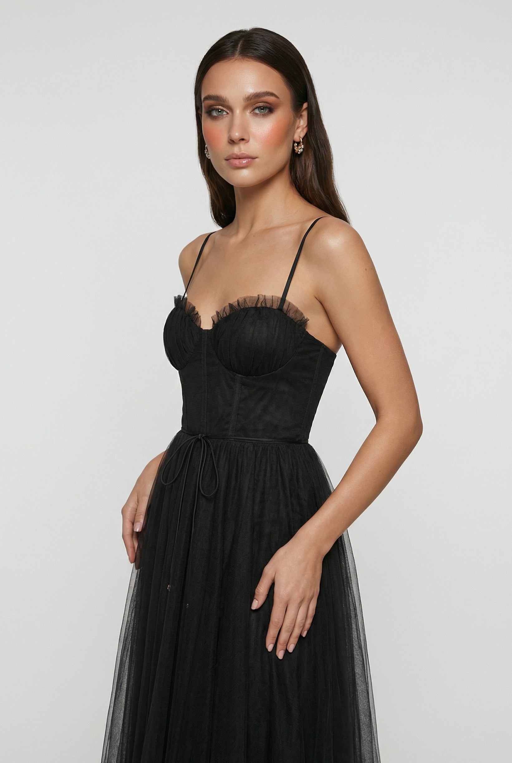 Nina | Elegant Black Midi Dress - ginlerie 1