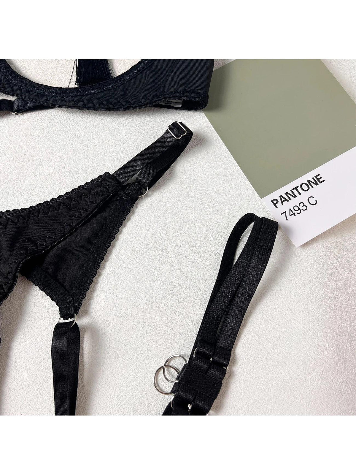 Layla's Lingerie Set - ginlerie