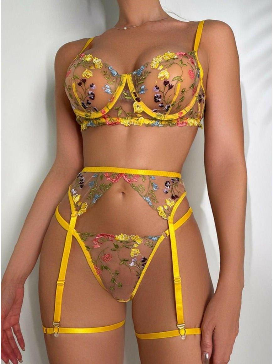 Daisy | 3-Piece French Lingerie Set - ginlerie