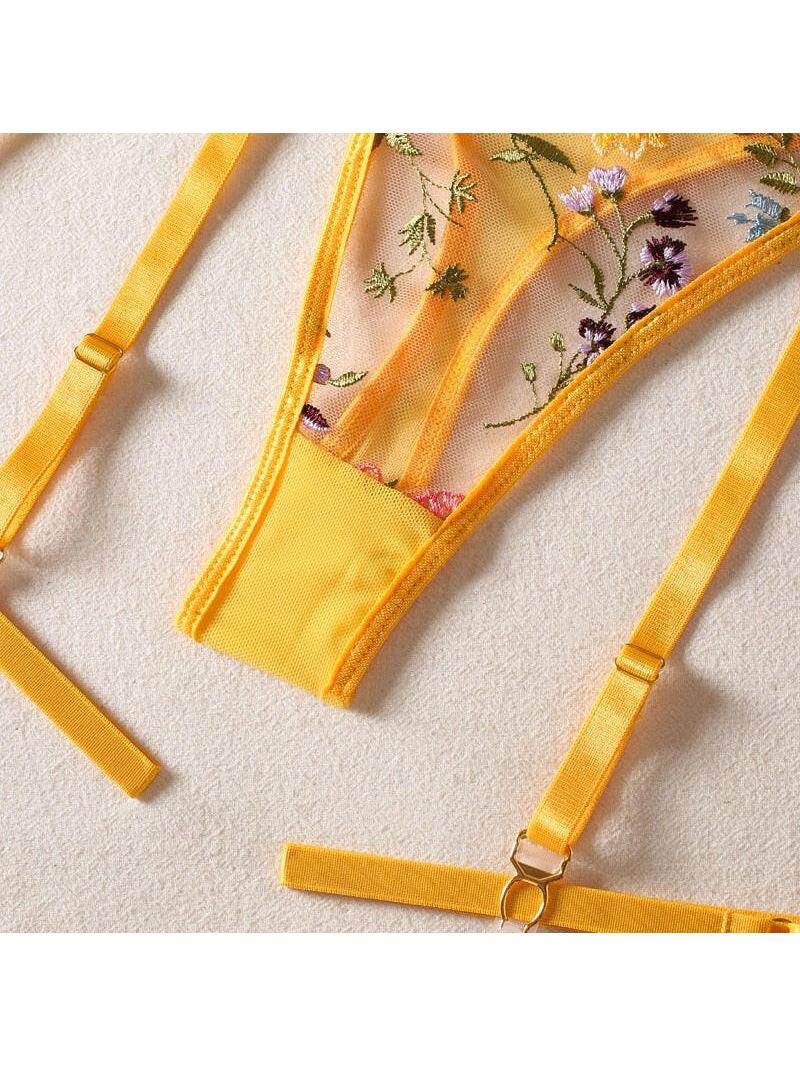 Daisy | 3-Piece French Lingerie Set - ginlerie
