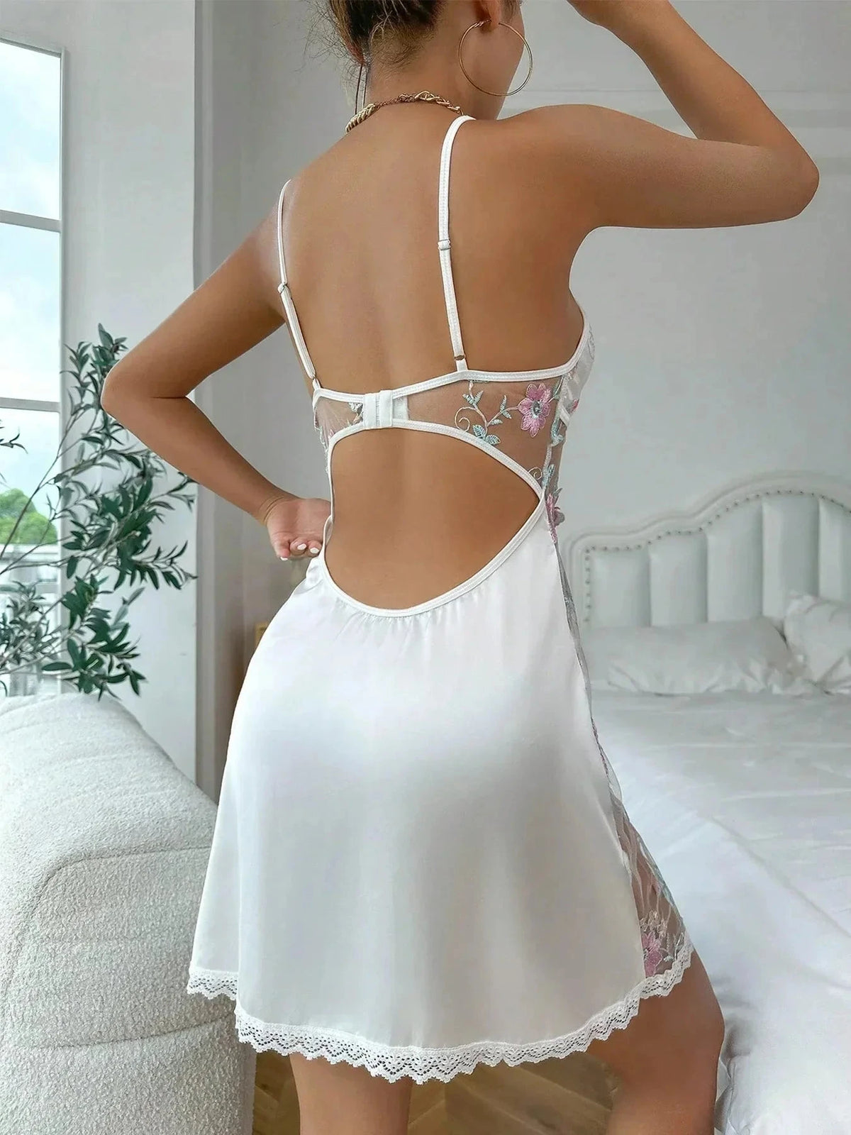 Naya's Nightdress - ginlerie